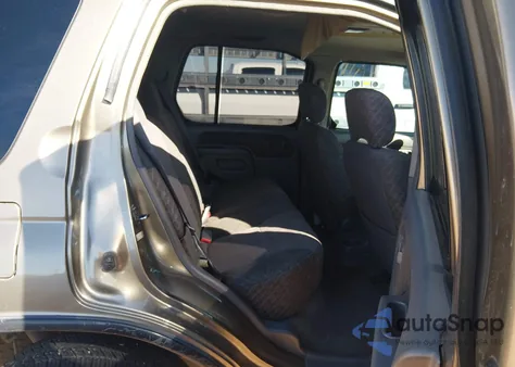 2001 Nissan Xterra Xe-V6 z USA, uszkodzony, nr VIN 5N1ED28T61C524849